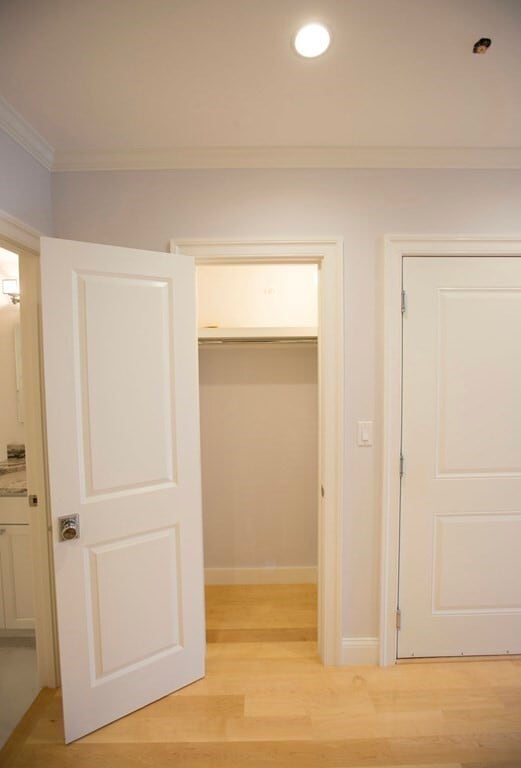 Building Photo - 296 Beacon St