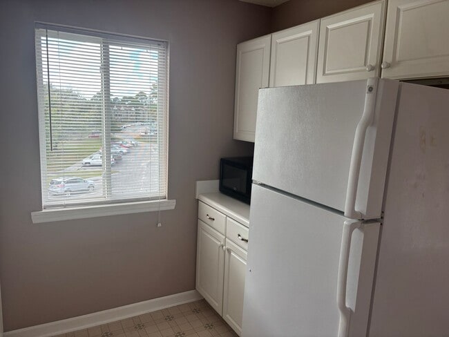 Building Photo - 2 BEDROOM 1 BATH CONDO AT MYRTLE GREENS