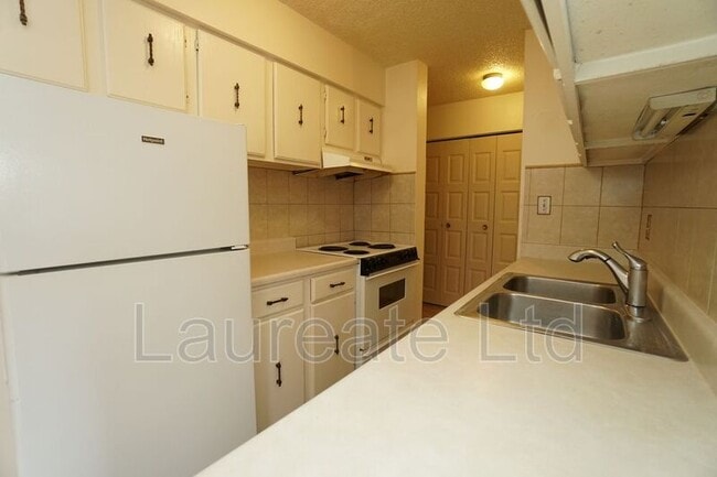Foto del edificio - 7755 E Quincy Ave