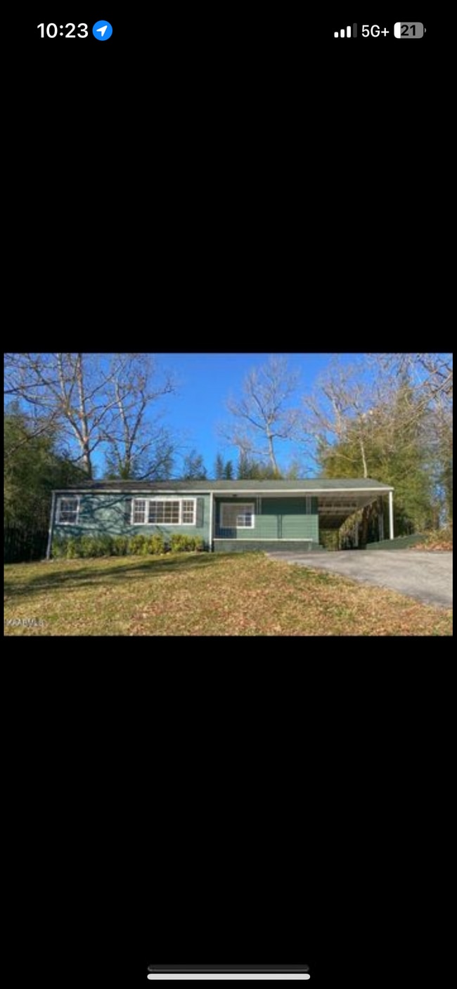 Building Photo - 131 Druid Dr