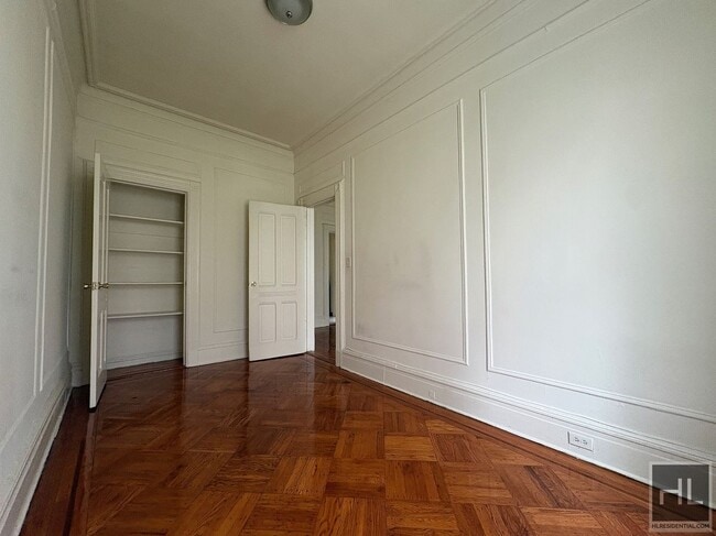 Building Photo - East 80th Street