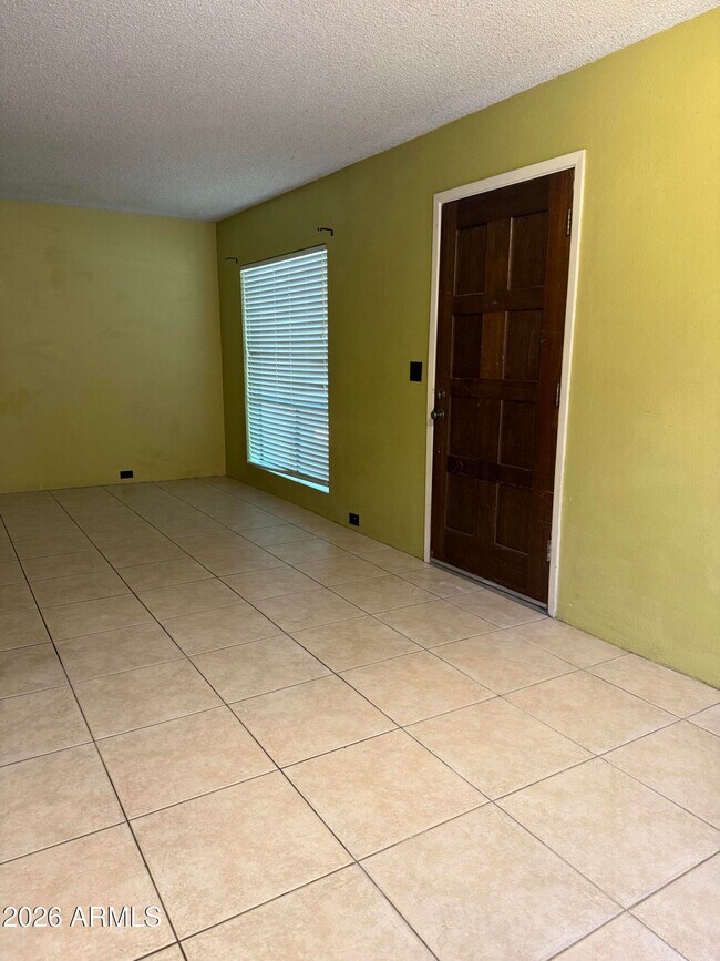 Foto del edificio - 10407 N 11th Pl