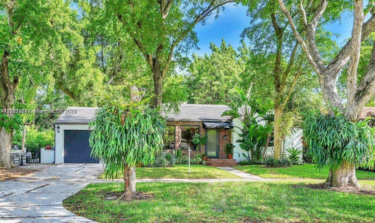 Foto principal - 45 NE 98th St