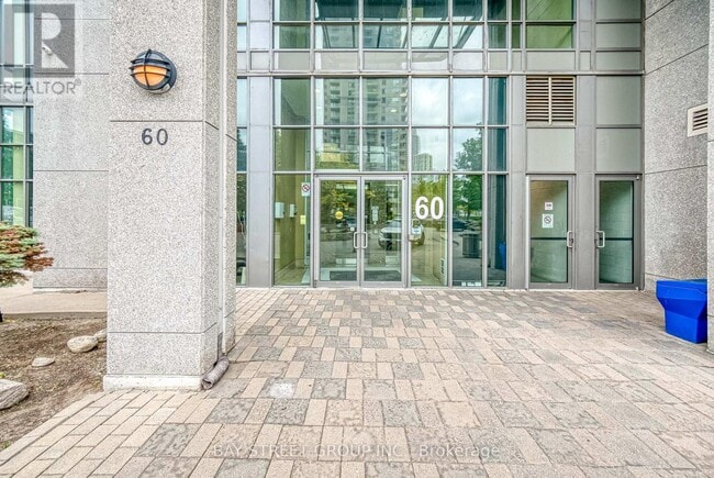Photo du bâtiment - 60-3460 Brian Harrison Way
