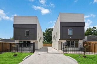 Building Photo - 4138 Larkspur St