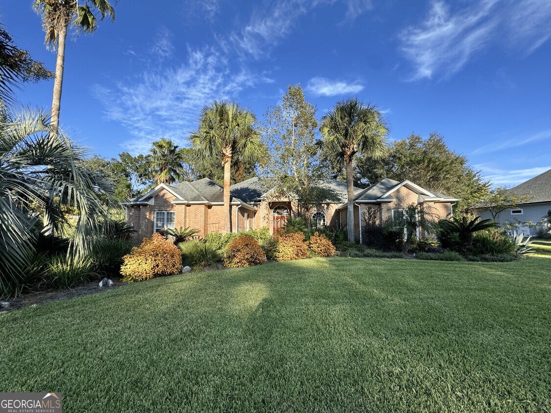 Foto principal - 535 Cardinal Cir E