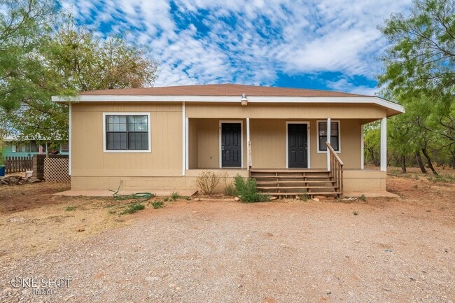 Foto del edificio - 3632 Clinton St