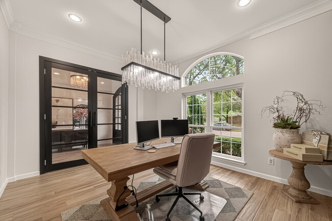 Building Photo - 4259 Noble Oak Trl