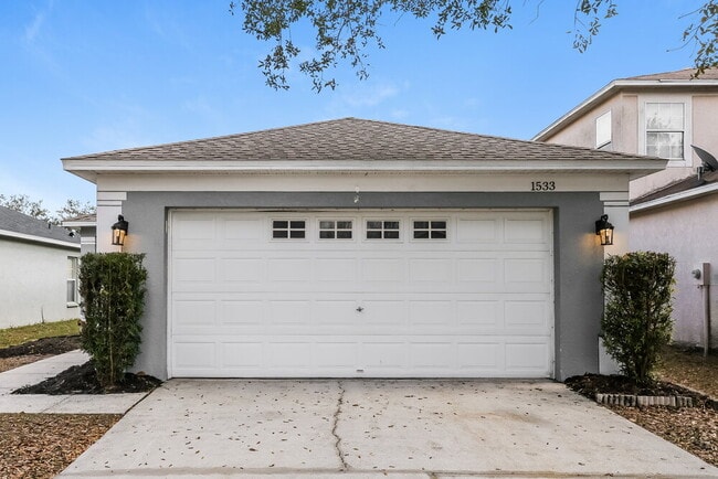 Building Photo - 1533 Marsh Wood Dr