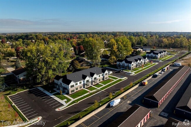 Building Photo - 31601 Gabby Ct