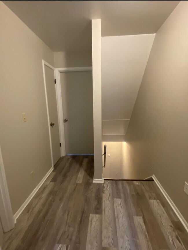 Foto del edificio - 1654 Atson Ln