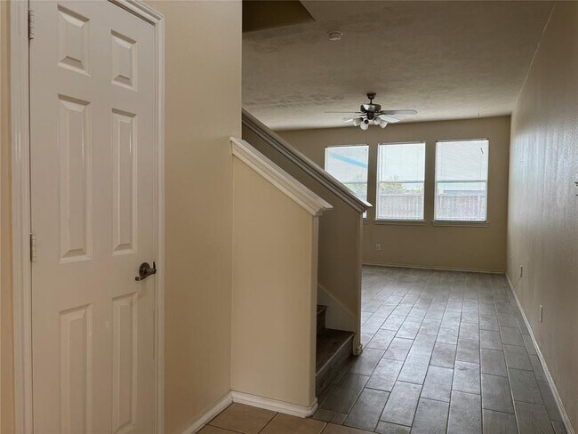 Foto del edificio - 2710 Maybrook Hollow Ln