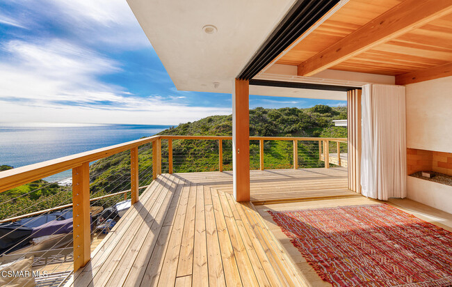 Foto del edificio - 20762 Rockpoint Way