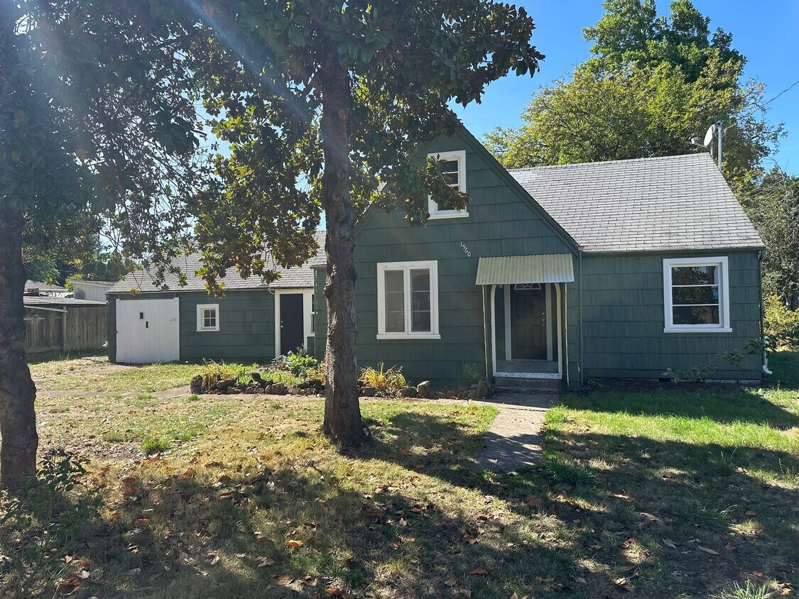 Primary Photo - Updated 4 bedroom home on a huge lot!