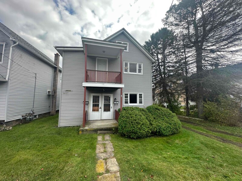 Primary Photo - 180 Boulevard Ave