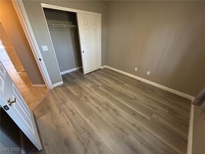 Building Photo - 2105 Sleepy Ct