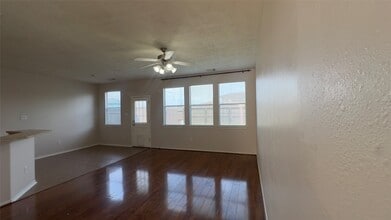 Building Photo - 25235 Boulder Bend Ln