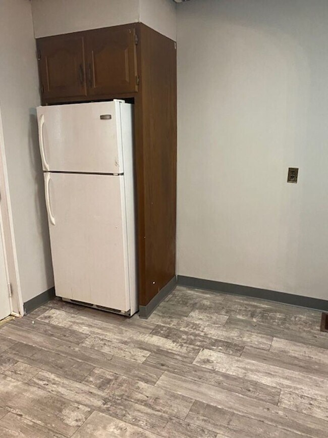 Foto del edificio - 4 br, 1 bath House - 545 S 15TH STREET