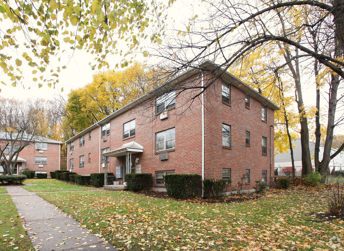 Primary Photo - Stanley Terrace