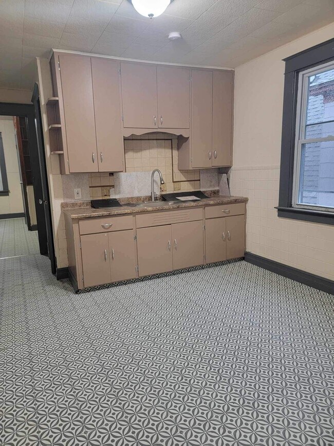 Foto del edificio - 2231 Cudaback Ave