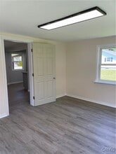 169 W Remington St