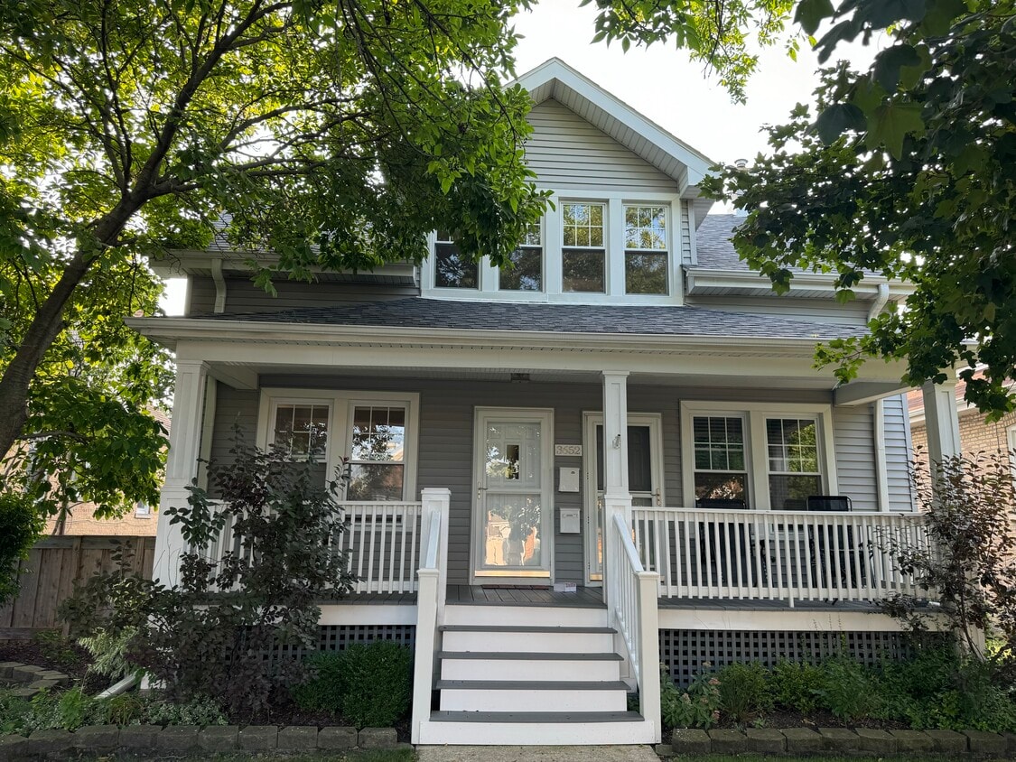 Primary Photo - 3652 N Nora Ave