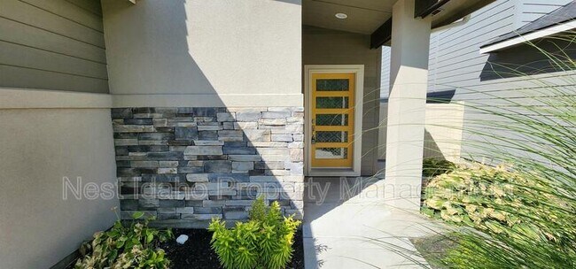 Foto del edificio - 1690 W Woodington St