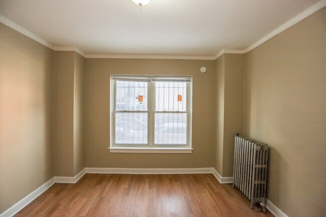 Foto del edificio - 1108 W Rosemont Ave