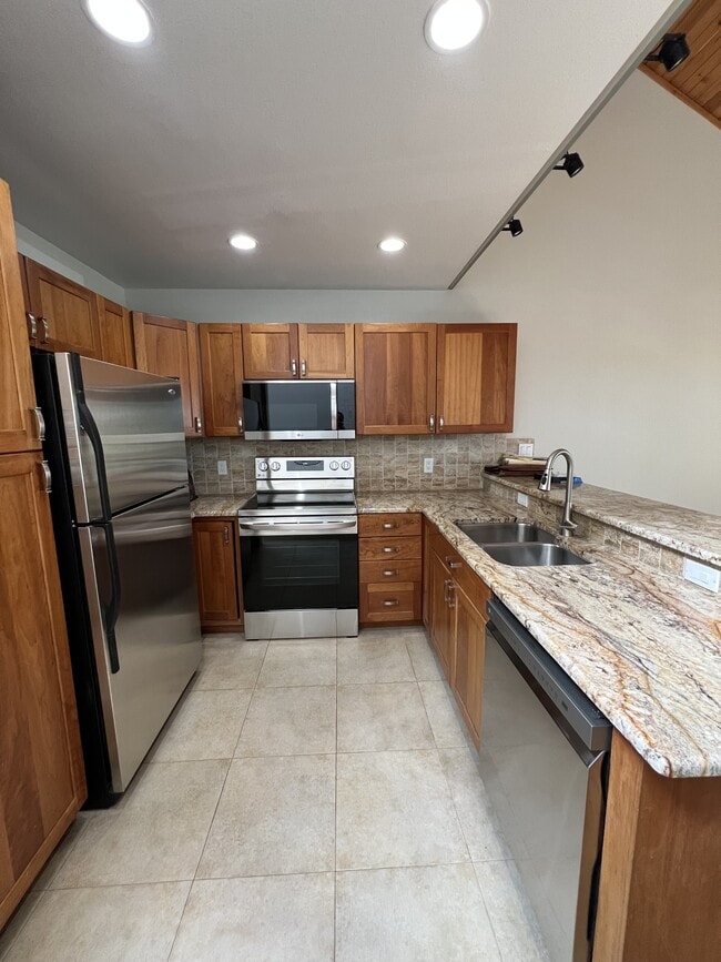 Foto del edificio - 1075 Woodbridge Dr