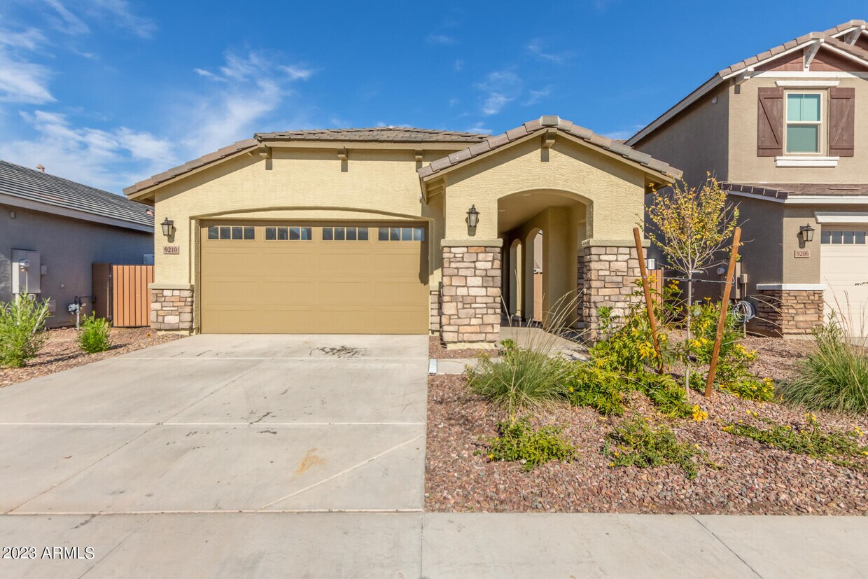 9210 W Roma Ave, Phoenix, AZ 85037 House for Rent in Phoenix, AZ