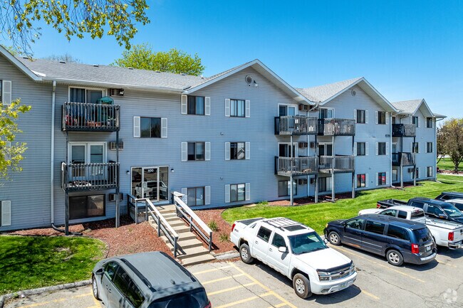 Foto del edificio - Country Court Apartments