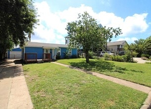 Building Photo - 1502 Bayou Shore Dr