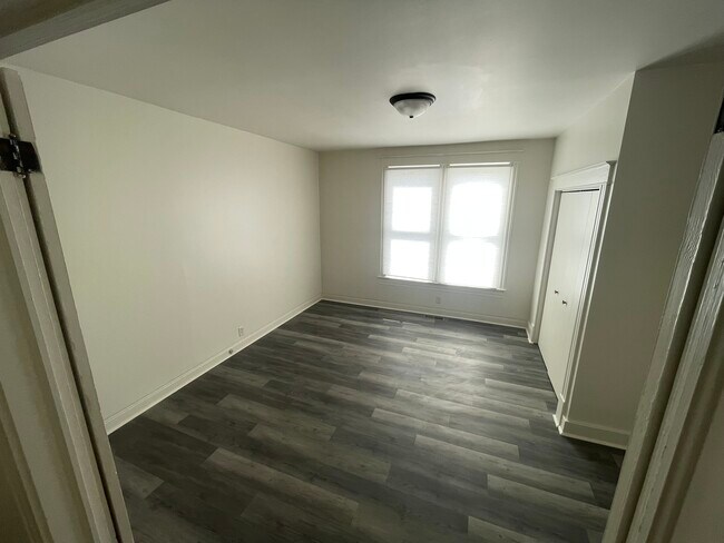 Foto del edificio - 1606 Grove St