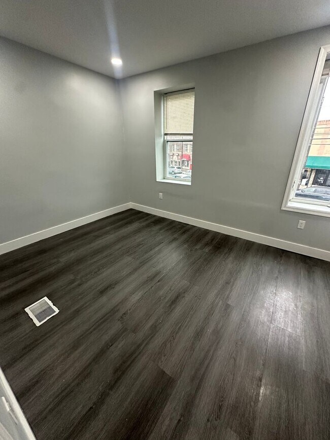 Foto del edificio - 1325 S 21st St