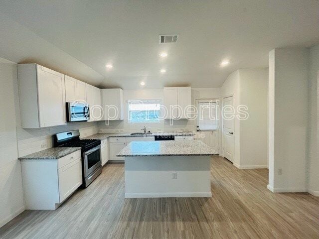 Photo - 742 Haas Wy House