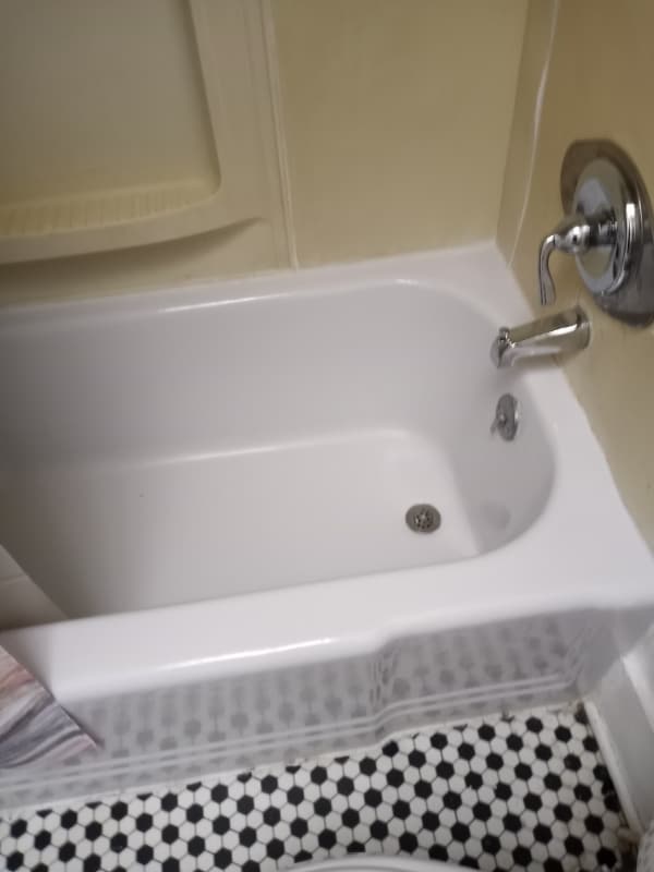 Building Photo - 1027 Desoto Rd