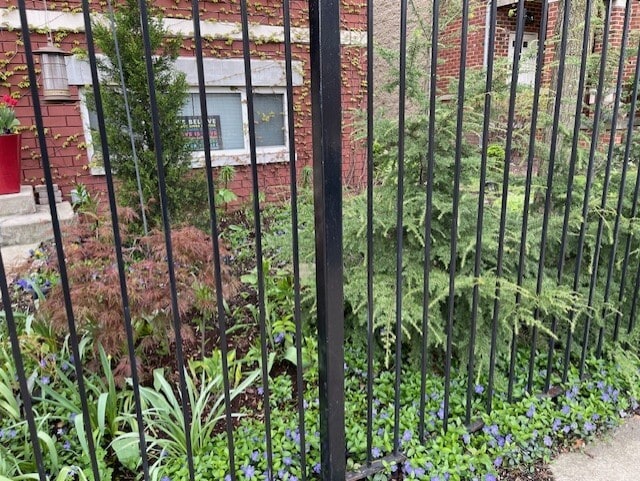 Building Photo - 5941 W Corcoran Plz