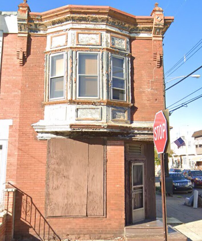 Primary Photo - 10 Wolf St