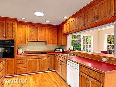 Primary Photo - 4 br, 2 bath House - 7834 130th Ave NE