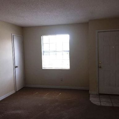 Building Photo - 2831 Villa Woods Cir