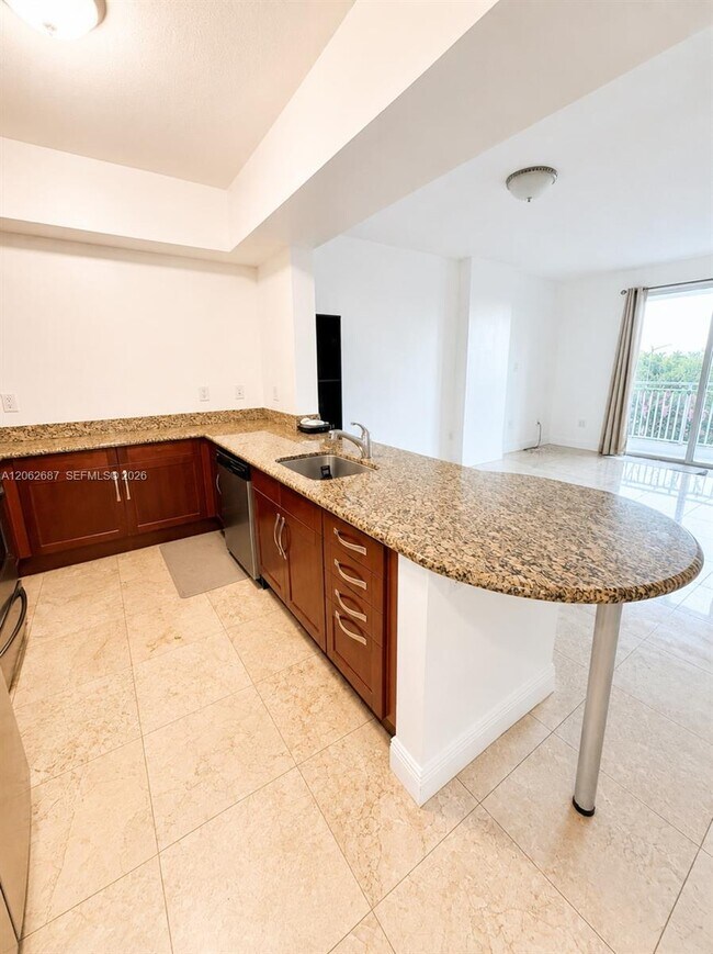 Foto del edificio - 7266 SW 88th St