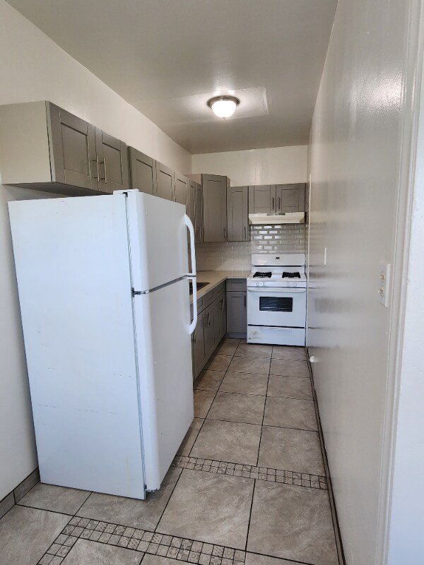 Foto del edificio - 3950 W 8th St