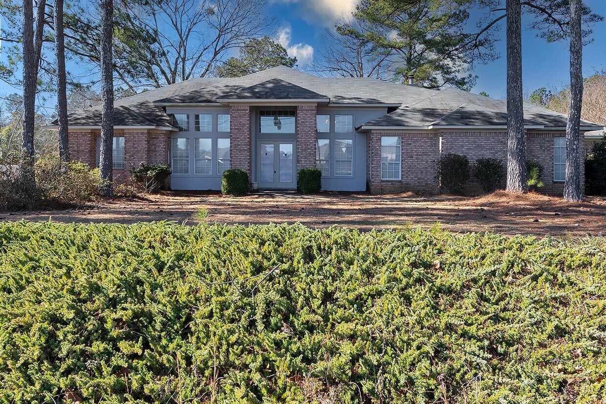 Primary Photo - Home for Rent in Wetumpka