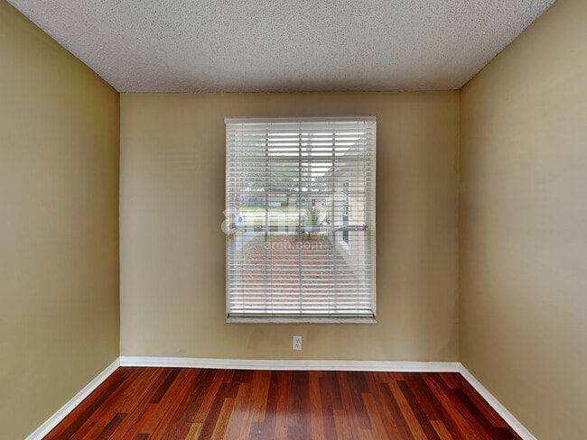 Building Photo - 15628 Greater Groves Blvd