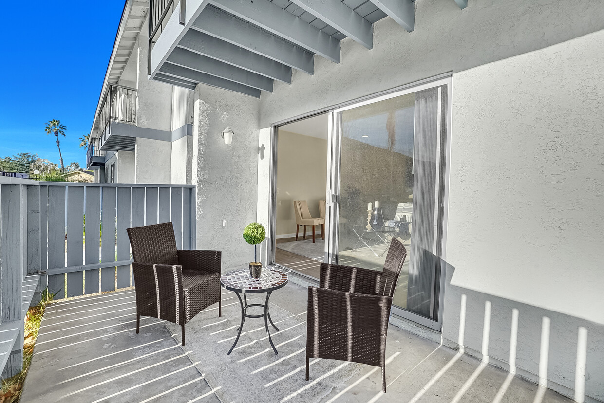 Primary Photo - Las Casitas Apartments - Redlands, CA