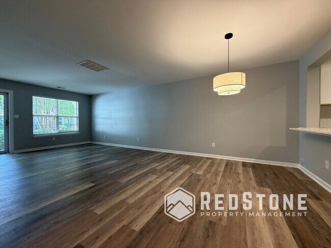 Foto del edificio - 6489 Bellcross Trl