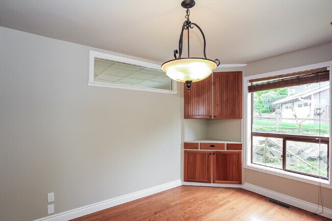 Photo - 18144 SE 42nd Pl House