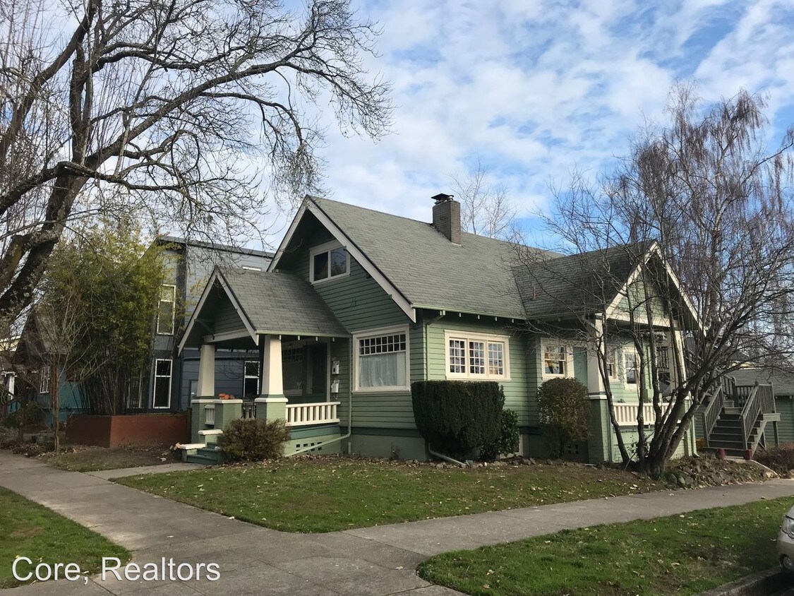 Foto principal - 6228 SW Hood Ave