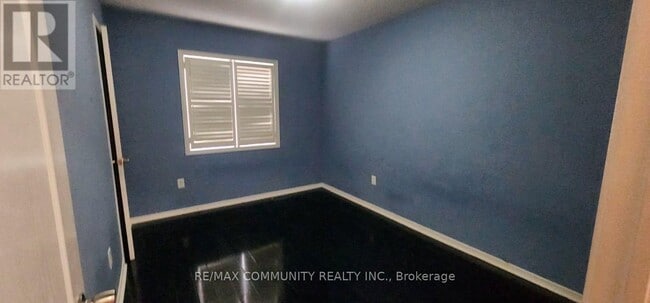 Building Photo - 5 Turtledove Grove