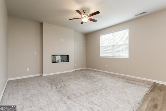 Building Photo - 319 Hamilton Pointe Dr